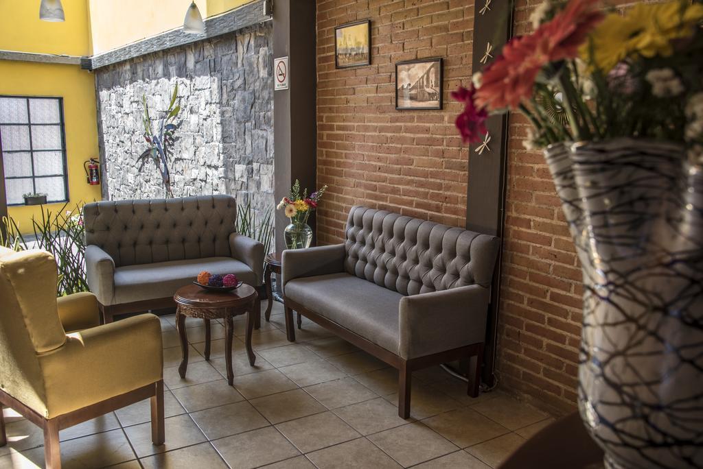 Hotel Casa Aurora Queretaro Bagian luar foto
