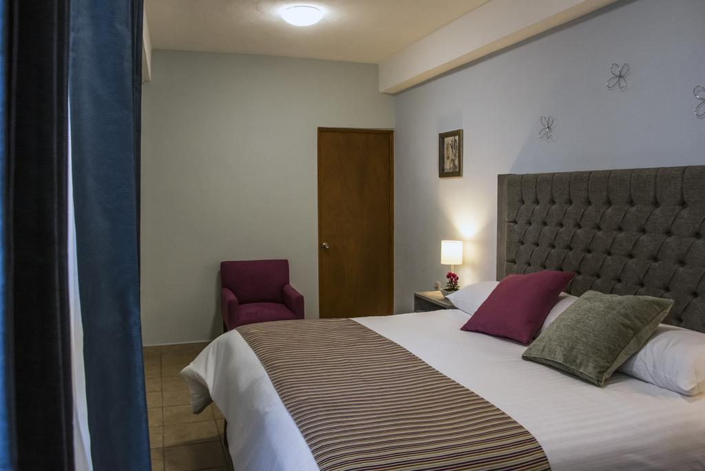 Hotel Casa Aurora Queretaro Bagian luar foto