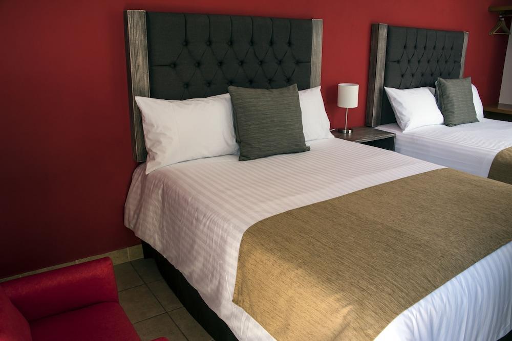 Hotel Casa Aurora Queretaro Bagian luar foto